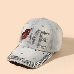 Love crystal hat
